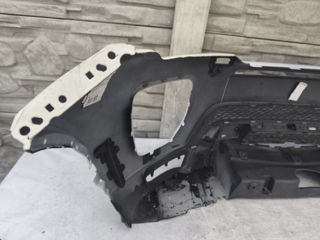 bontott LAND ROVER RANGE ROVER Első Lökhárító (Üresen)