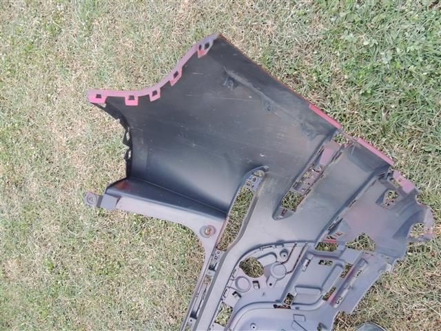 bontott LAND ROVER RANGE ROVER Első Lökhárító (Üresen)