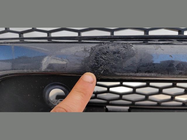 bontott LAND ROVER RANGE ROVER Első Lökhárító (Üresen)