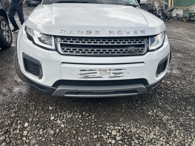 bontott LAND ROVER RANGE ROVER Első Lökhárító (Üresen)