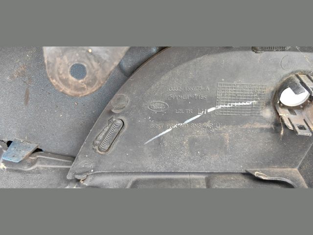 bontott LAND ROVER RANGE ROVER Első Lökhárító (Üresen)