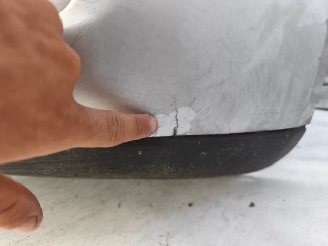 bontott LAND ROVER RANGE ROVER Első Lökhárító (Üresen)