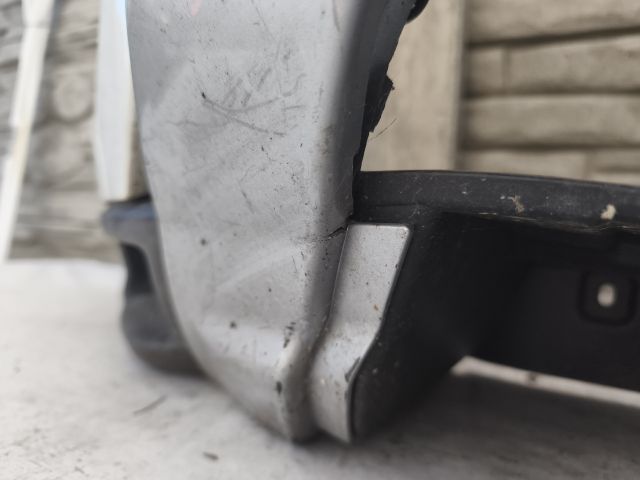 bontott LAND ROVER RANGE ROVER Első Lökhárító (Üresen)