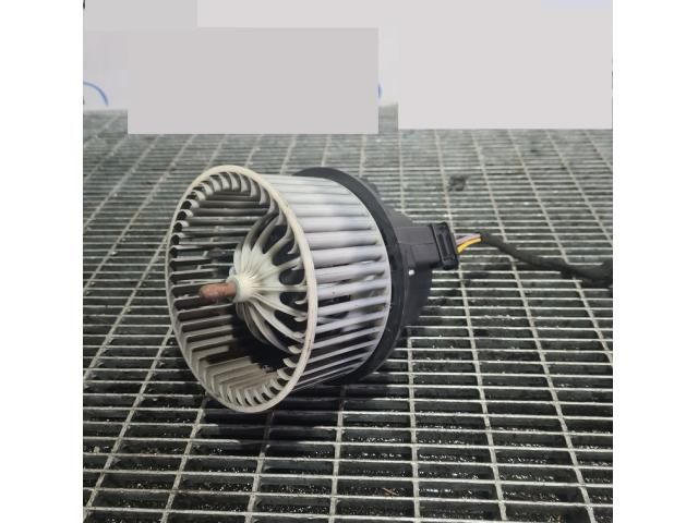 bontott LAND ROVER RANGE ROVER Fűtőmotor (Klímás)