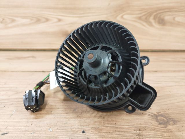 bontott LAND ROVER RANGE ROVER Fűtőmotor (Klímás)