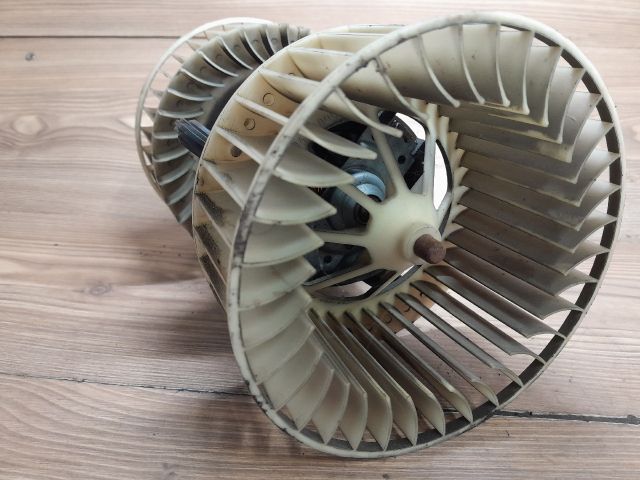 bontott LAND ROVER RANGE ROVER Fűtőmotor (Klímás)