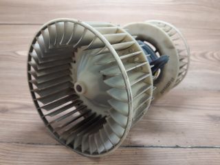 bontott LAND ROVER RANGE ROVER Fűtőmotor (Klímás)