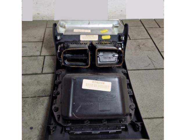 bontott LAND ROVER RANGE ROVER Hátsó középső Szellőző