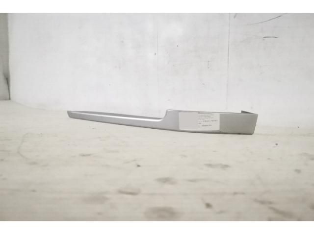 bontott LAND ROVER RANGE ROVER Hátsó Lökhárító Díszléc