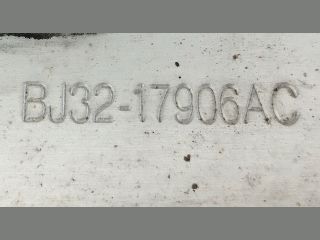 bontott LAND ROVER RANGE ROVER Hátsó Lökhárító Merevítő (Fém)