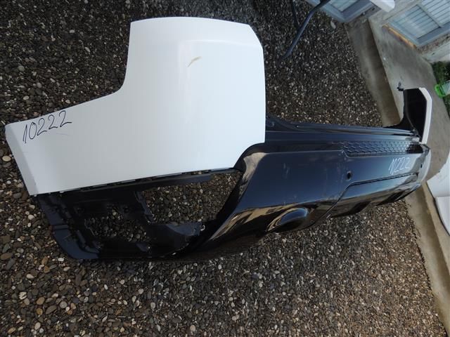 bontott LAND ROVER RANGE ROVER Hátsó Lökhárító (Részeivel)