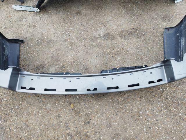 bontott LAND ROVER RANGE ROVER Hátsó Lökhárító (Részeivel)