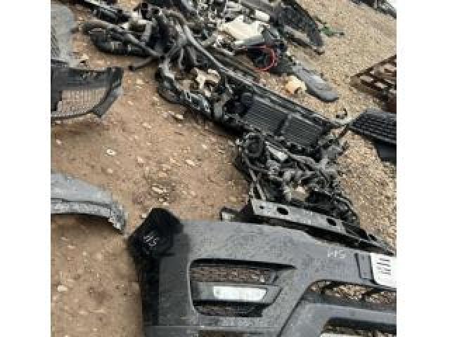 bontott LAND ROVER RANGE ROVER Hátsó Lökhárító (Üresen)