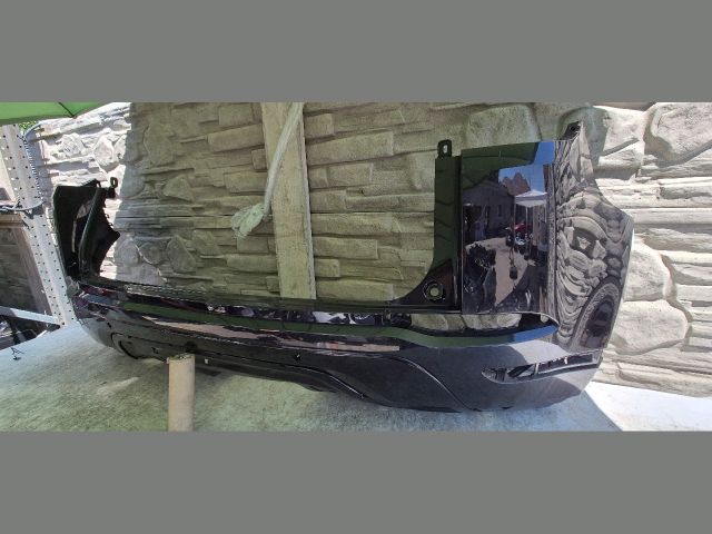 bontott LAND ROVER RANGE ROVER Hátsó Lökhárító (Üresen)