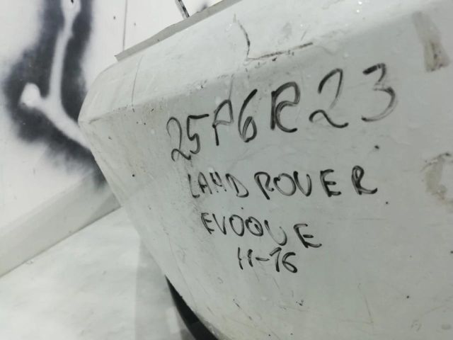 bontott LAND ROVER RANGE ROVER Hátsó Lökhárító (Üresen)