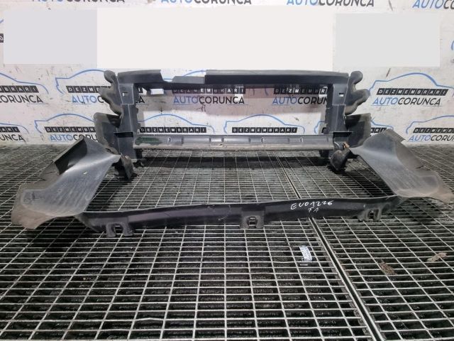 bontott LAND ROVER RANGE ROVER Hűtő Légterelő