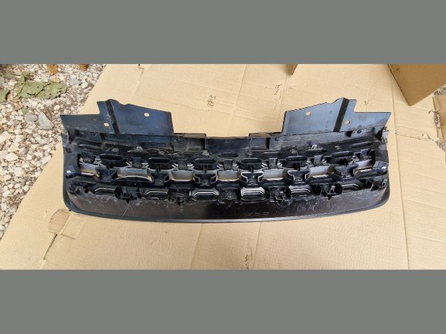 bontott LAND ROVER RANGE ROVER Hűtőrács