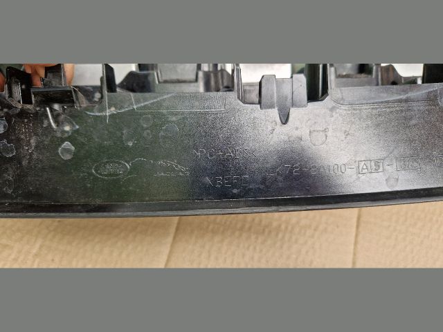 bontott LAND ROVER RANGE ROVER Hűtőrács