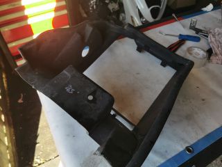 bontott LAND ROVER RANGE ROVER Intercooler Légterelő