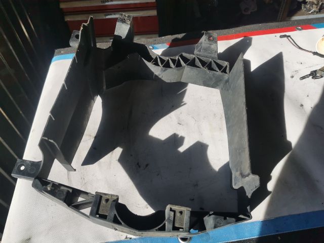 bontott LAND ROVER RANGE ROVER Intercooler Tartó