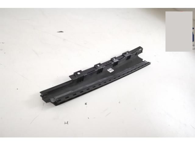 bontott LAND ROVER RANGE ROVER Jobb B Oszlop Burkolat