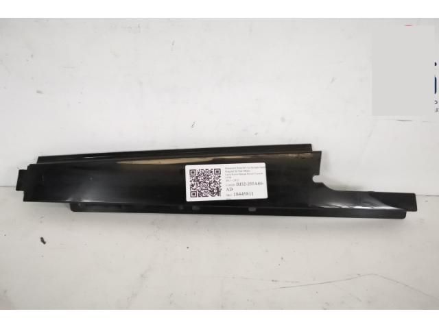 bontott LAND ROVER RANGE ROVER Jobb B Oszlop Burkolat