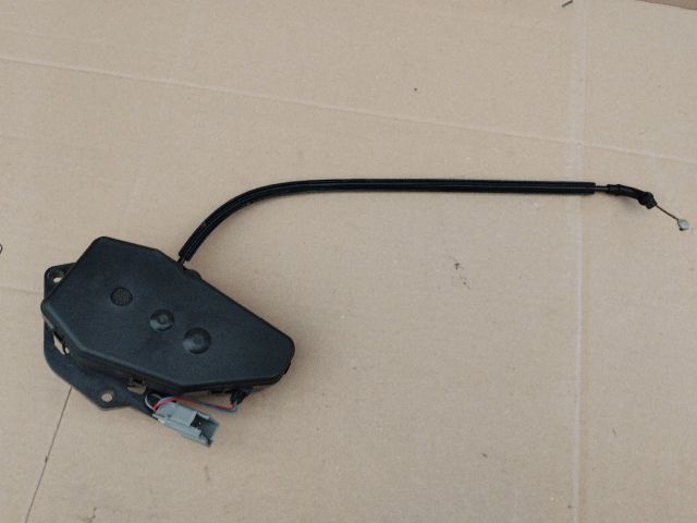 bontott LAND ROVER RANGE ROVER Jobb Csomagtérajtó Zárszerkezet