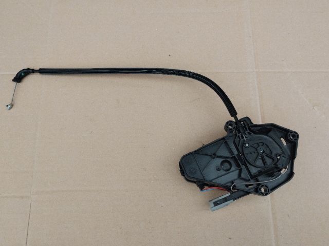 bontott LAND ROVER RANGE ROVER Jobb Csomagtérajtó Zárszerkezet