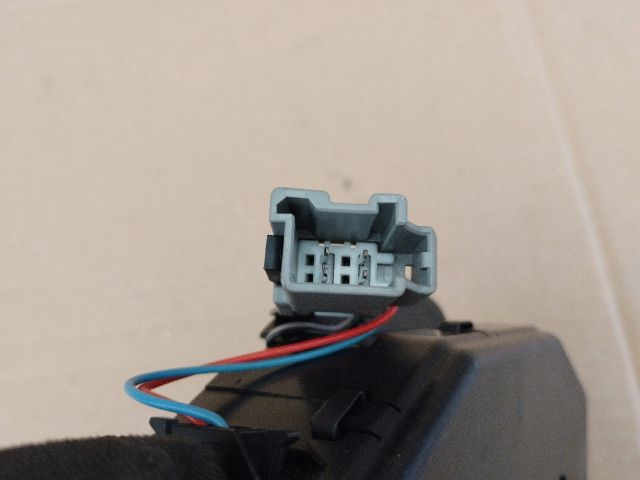 bontott LAND ROVER RANGE ROVER Jobb Csomagtérajtó Zárszerkezet