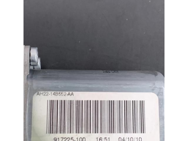 bontott LAND ROVER RANGE ROVER Jobb első Ablakemelő Motor