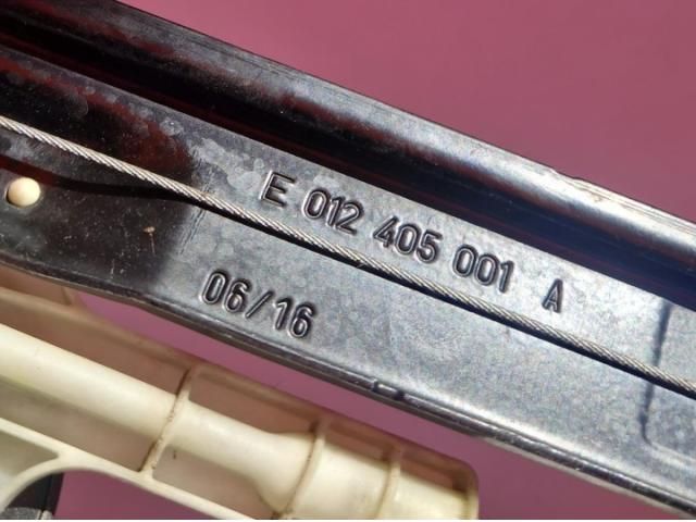 bontott LAND ROVER RANGE ROVER Jobb első Ablakemelő Szerkezet (Elektromos)