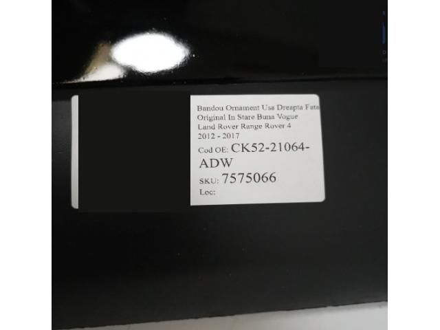 bontott LAND ROVER RANGE ROVER Jobb első Ajtó Díszléc