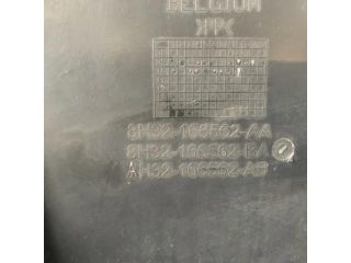 bontott LAND ROVER RANGE ROVER Jobb első Dobbetét (Kerékjárati, Műanyag)