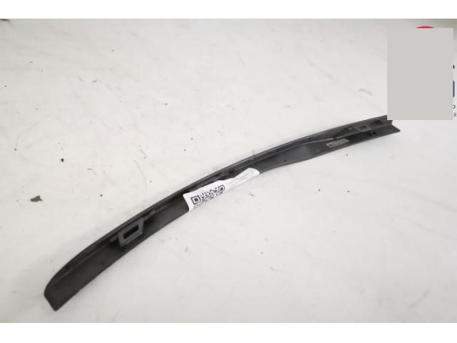 bontott LAND ROVER RANGE ROVER Jobb első Lökhárító Díszléc