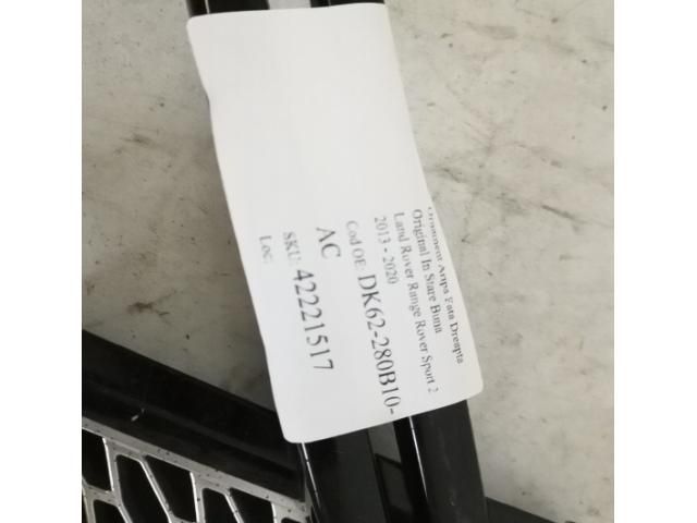 bontott LAND ROVER RANGE ROVER Jobb első Sárvédő Díszléc