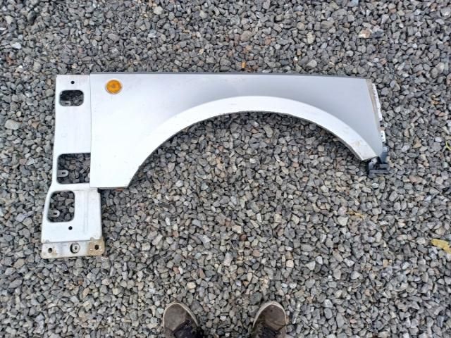 bontott LAND ROVER RANGE ROVER Jobb első Sárvédő