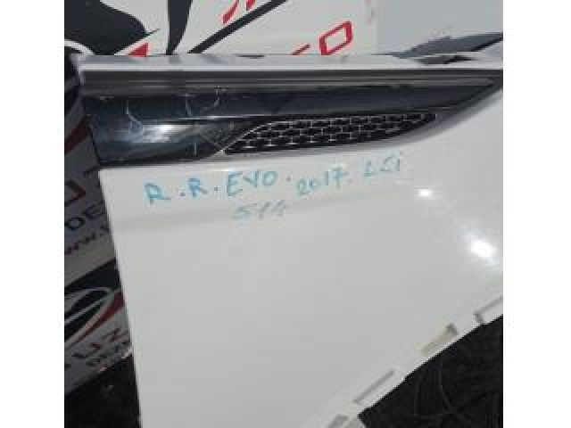 bontott LAND ROVER RANGE ROVER Jobb első Sárvédő