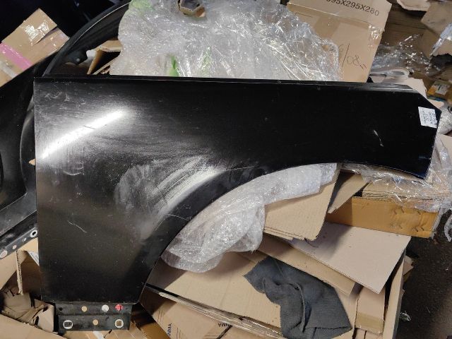 bontott LAND ROVER RANGE ROVER Jobb első Sárvédő