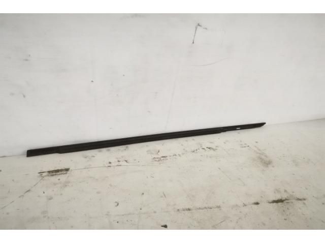 bontott LAND ROVER RANGE ROVER Jobb első Vízlehúzó Gumicsík