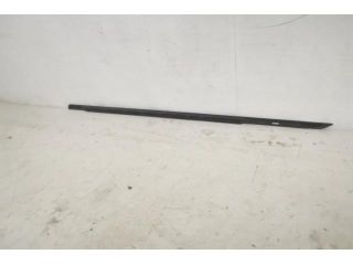 bontott LAND ROVER RANGE ROVER Jobb első Vízlehúzó Gumicsík