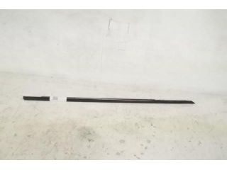 bontott LAND ROVER RANGE ROVER Jobb első Vízlehúzó Gumicsík