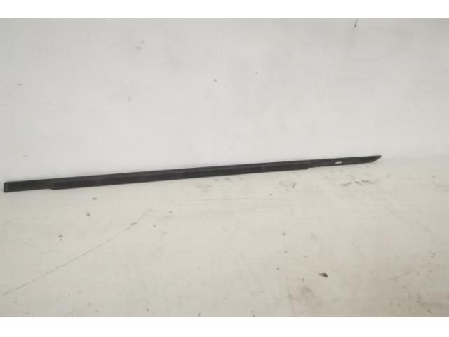 bontott LAND ROVER RANGE ROVER Jobb első Vízlehúzó Gumicsík