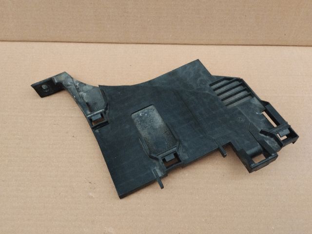 bontott LAND ROVER RANGE ROVER Jobb Fényszóró Tartó