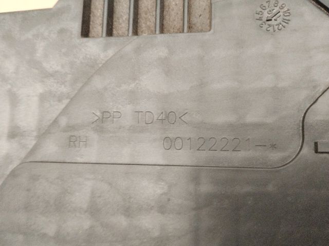 bontott LAND ROVER RANGE ROVER Jobb Fényszóró Tartó