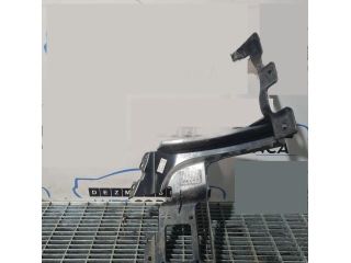 bontott LAND ROVER RANGE ROVER Jobb Fényszóró Tartó