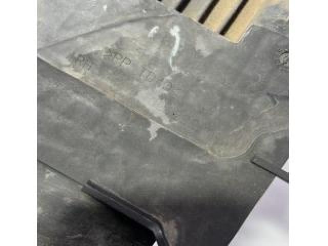 bontott LAND ROVER RANGE ROVER Jobb Fényszóró Tartó