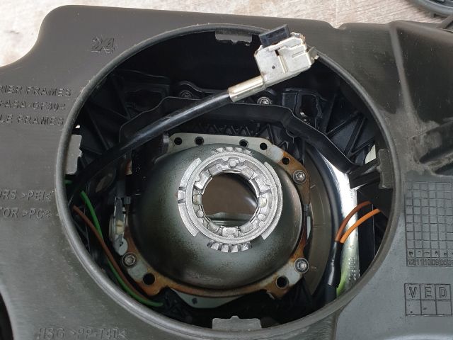 bontott LAND ROVER RANGE ROVER Jobb Fényszóró