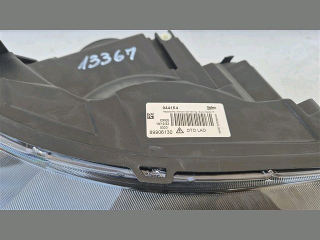 bontott LAND ROVER RANGE ROVER Jobb Fényszóró