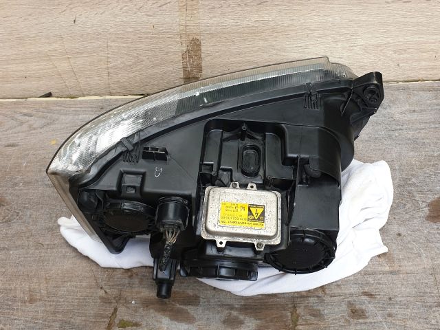 bontott LAND ROVER RANGE ROVER Jobb Fényszóró