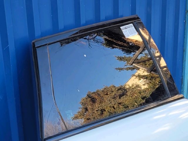 bontott LAND ROVER RANGE ROVER Jobb hátsó Ablak